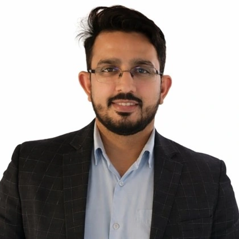 Shakir Wani headshot